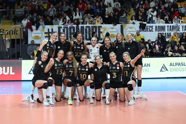 VakıfBank'tan arka arkaya 7. galibiyet