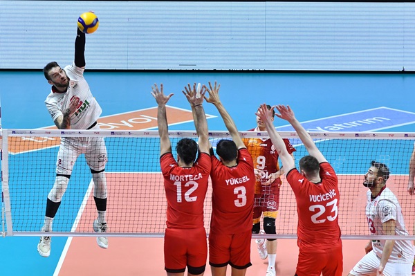 AXA Sigorta Efeler Ligi’nde 20.Hafta Başladı