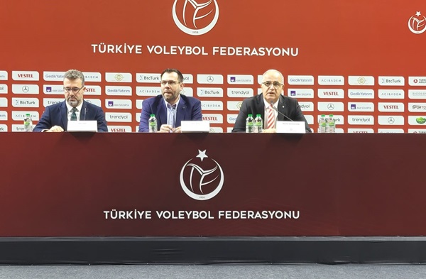 Efelerin Yeni Patronu Cédric Énard Oldu