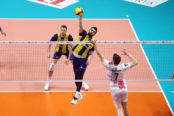 AXA Sigorta Efeler Ligi Play-off 1-4 Etabı Başladı