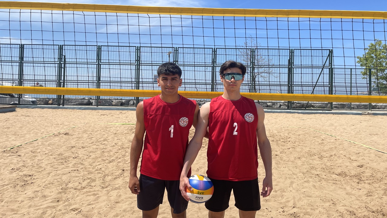 ENZO Beach Volley Pro Beach'te Kortta Olacak