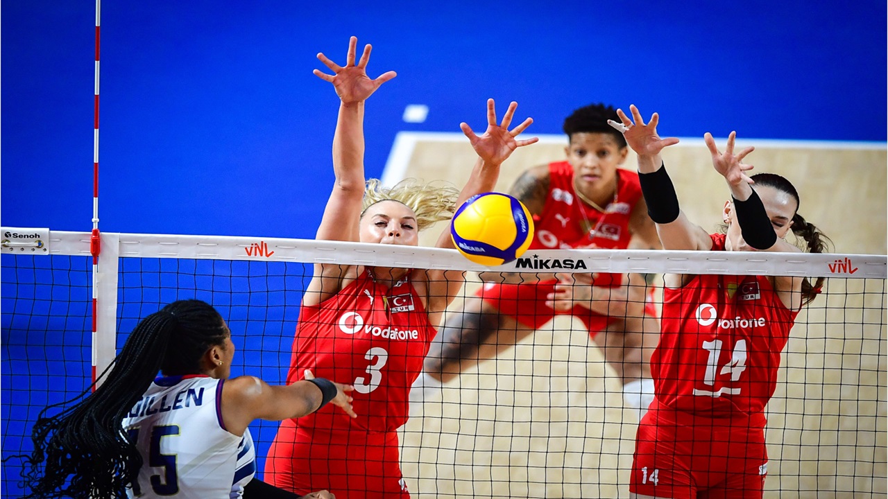Filenin Sultanları Dominik Cumhuriyeti'ni 3-1 yendi, Finallere katılmayı garantiledi