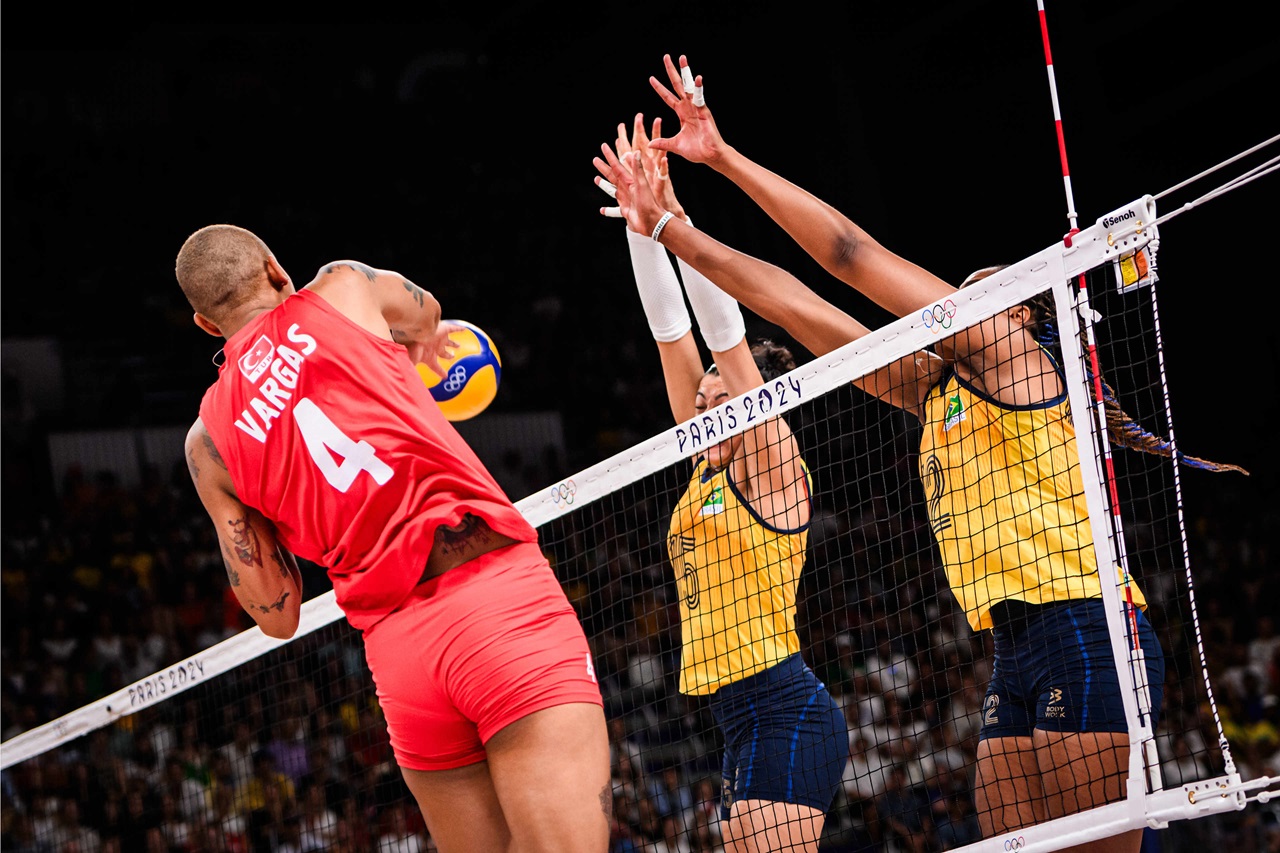 En Skorer Vargas, Sultanlar Paris'te ve Dünya sıralamasında dördüncü