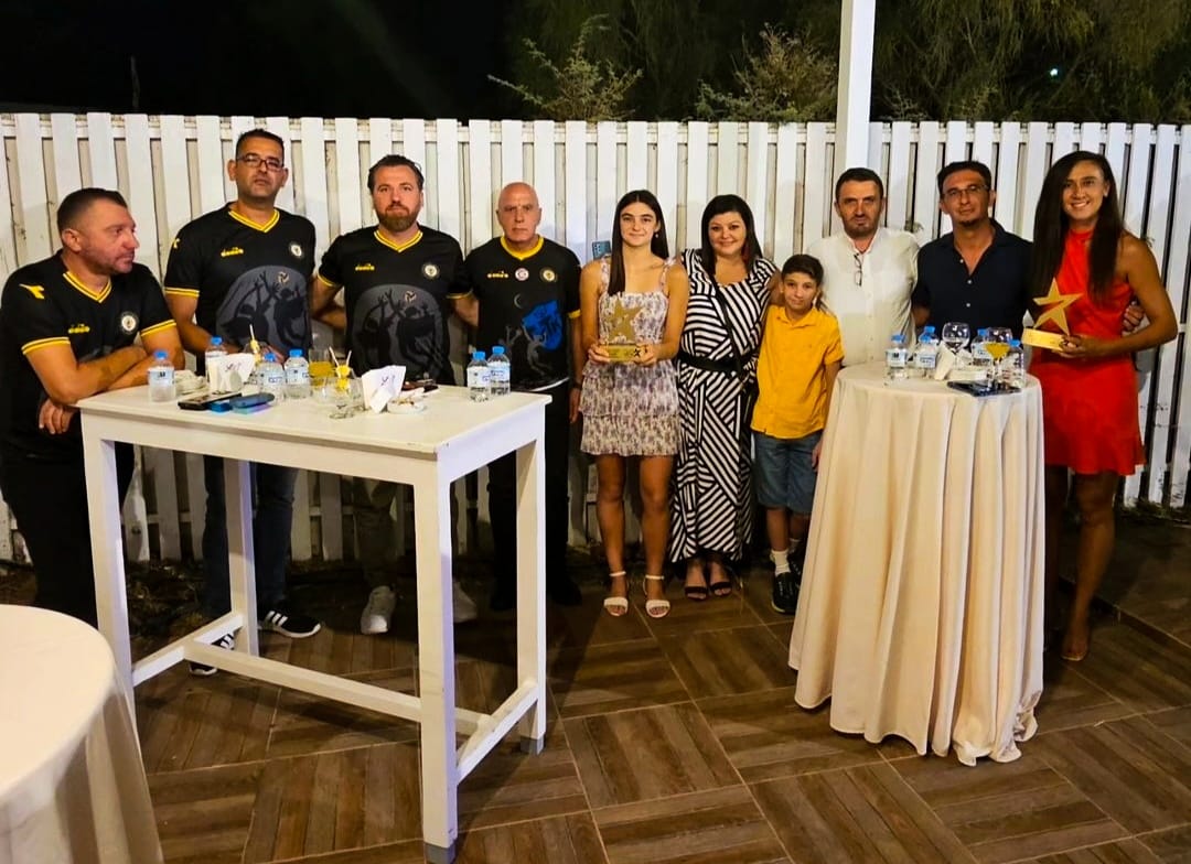 KKTC'de Zirve Ödülleri Sahibini Buluyor