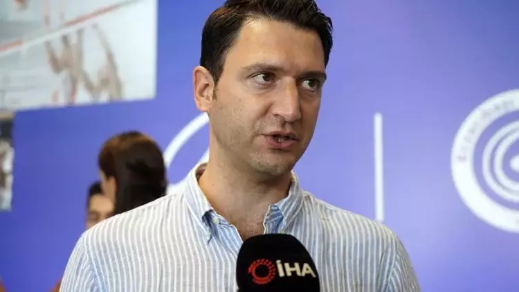 Ferhat Akbaş: "Benim tercihim Türk finali"