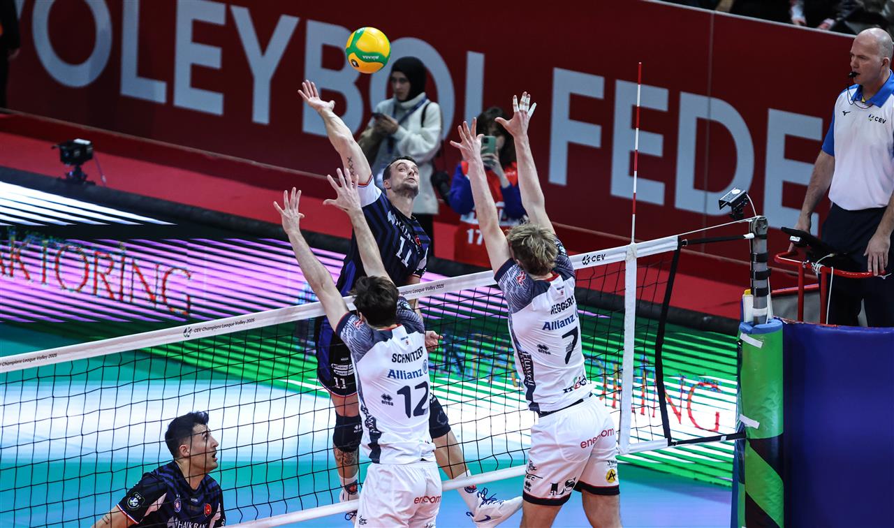 Erkekler Şampiyonlar Ligi Play Off ilk maçları tamamlandı