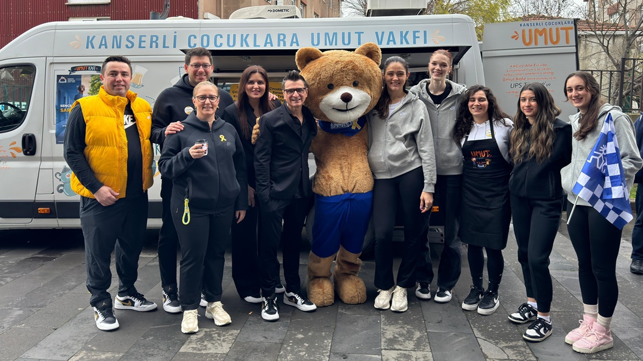 VakıfBank'tan Banu Can ve Guidetti çocukluk çağı kanserlerine ‘Umut Kafe’de dikkat çekti