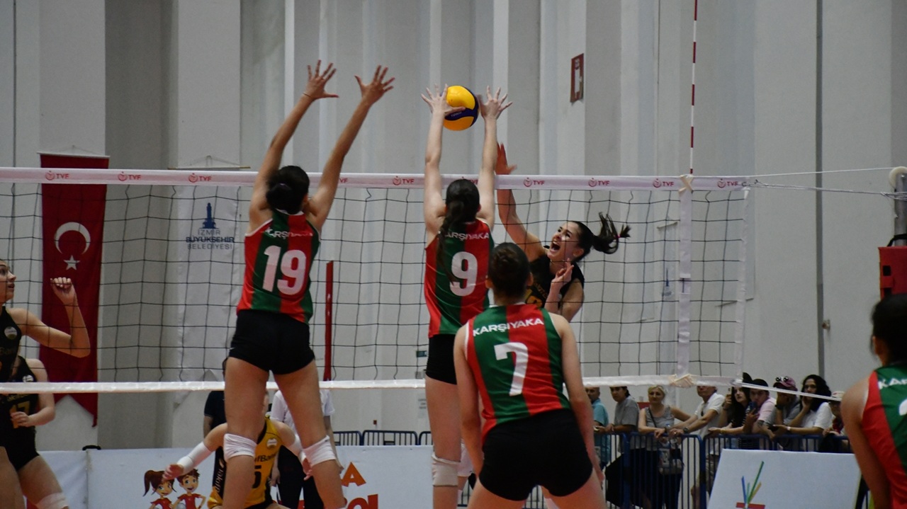 Yıldız Kız ve Yıldız Erkekler Türkiye Şampiyonasında Yarı Finalistler Belli Oldu