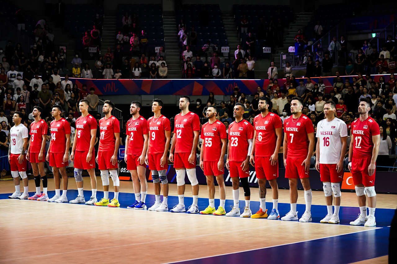 Türkiye, Almanya'yı 3-1 yenerek VNL'de moral buldu