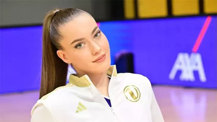 Anastasia Lyashko Karşıyaka’da yeni sezonu Türkiye’de açıyor Anastasia Lyashko Karşıyaka’da yeni sezonu Türkiye’de açıyor