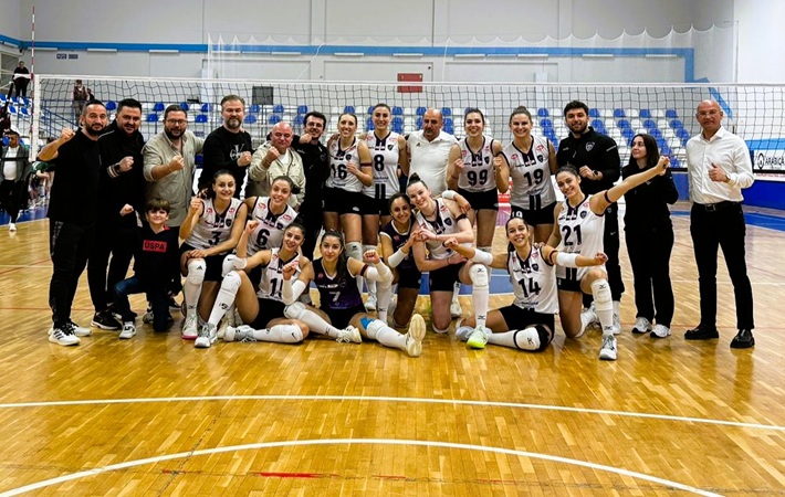 Afyon Belediyesi Yüntaş Manavgat'tan 3 puanla döndü