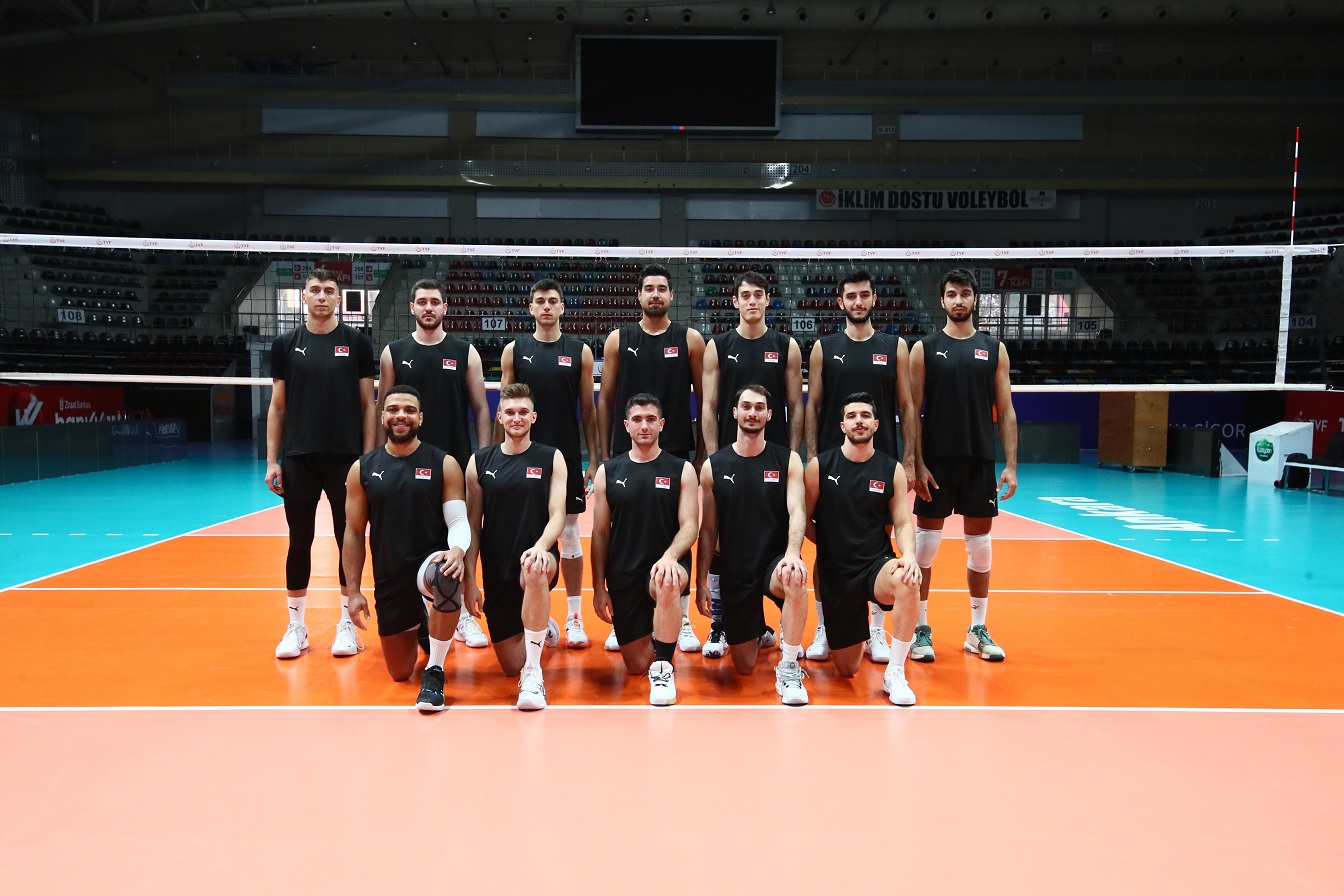 Suudi Arabistan'ı yenen Türkiye Finalde