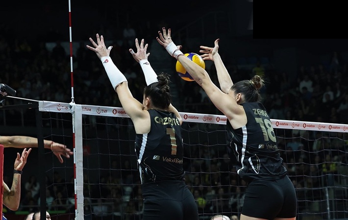 Sultanlar Ligi'nde THY'yi 3-0 yenen VakıfBank 2025 yılını namağlup lider tamamladı