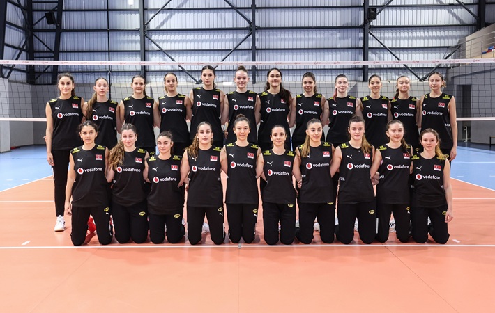 U18 Kadın Milli Takımımız Ankara'da kampa girdi