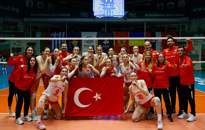 Bulgaristan'ı 3-0 yenen U18 Kadın Milli Takımımız Avrupa Şampiyonası biletini kaptı