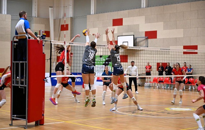 Kadınlar CEV Challenge Cup'ta İlk Yarı Finalist Belli Oldu