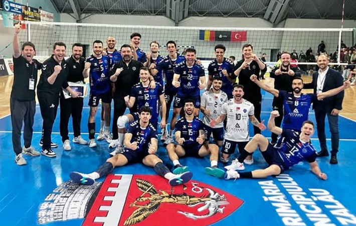 Altekma Romanya'da Zalau'yu 3-2 Yendi