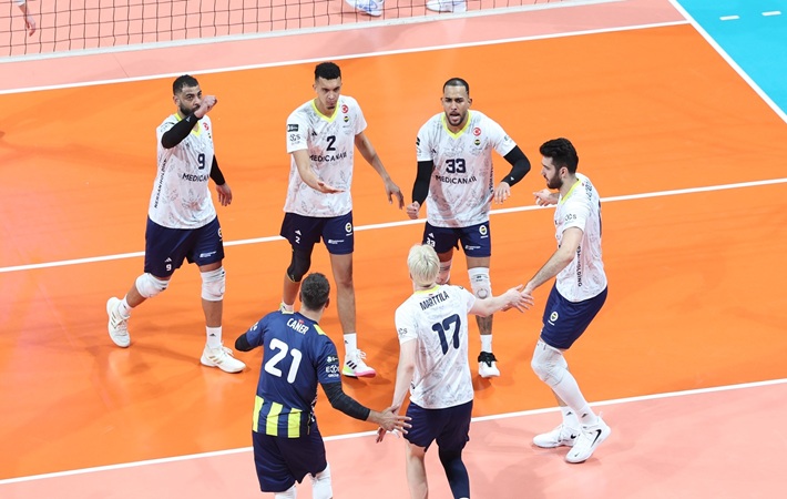 Fenerbahçe Medicana Hollanda'da tur kapısını araladı