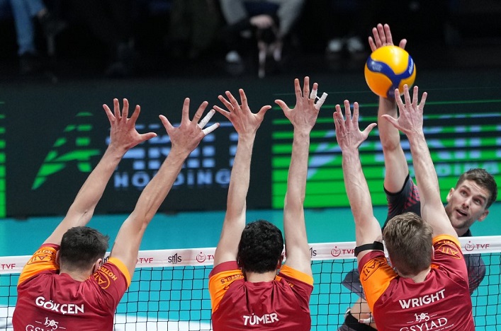 Ziraat Bankkart Galatasaray'ı set vermeden yendi