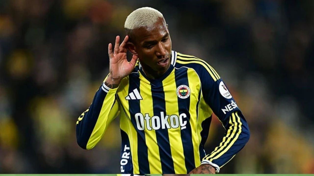 Fenerbahçe 3-1 Başakşehir: Talisca Hat-Trick Yaptı, Fark 4'e İndi