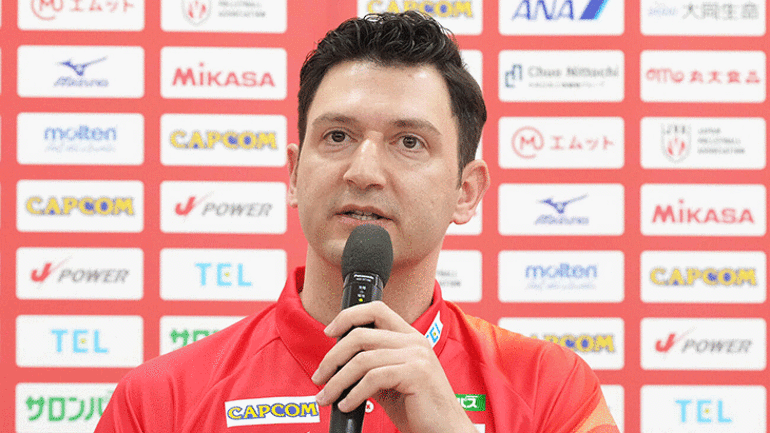 Ferhat Akbaş sezonu lokumlu basın toplantısı ile açtı