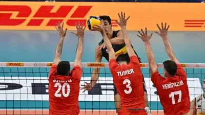 Filenin Efeleri, FIPAV Cup'ta İtalya'ya 3-1 yenildi