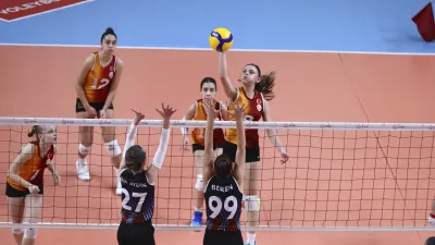 Midi Kızlar Türkiye Şampiyonası’nda yarı finalistler belli oldu
