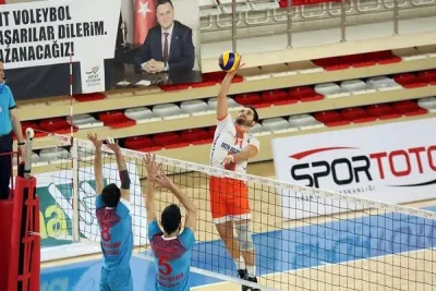 Kürşad Temel Yuvada Kaldı