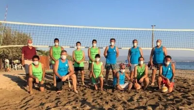 Altınkum sahilinde 30 yıldır vazgeçilmeyen tutku: Voleybol