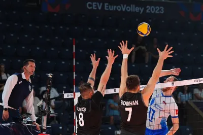 2-0'yı koruyamadık. Filenin Efeleri Avrupa'ya veda etti