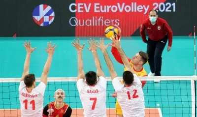 Efeler, Avrupa Şampiyonası'na averajla lider gitmeye hak kazandı