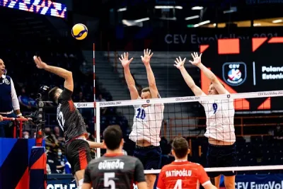 Efeler, grubu 3. tamamladılar