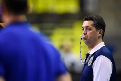 Yarı Final Erdal Akıncı'nın