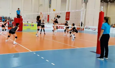 Midi Kız ve Küçük Erkeklerde Grup Etabı Sona Erdi