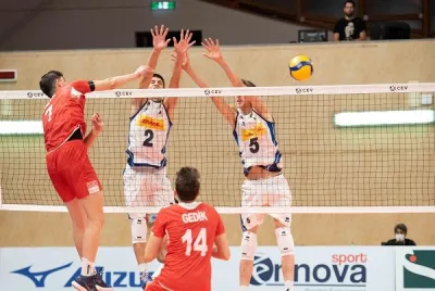 2-0 Öne geçen Milliler  1 puana razı oldu