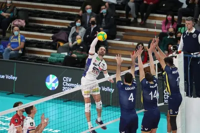 Fenerbahçe İtalya'dan puansız döndü