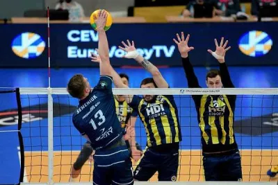 Fenerbahçe Zaksa'ya direnemedi