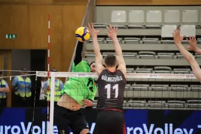 Efeler ikide iki yaptı