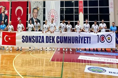 Fenerbahçe Bigadiç'e ilk seti verdi, maçı vermedi