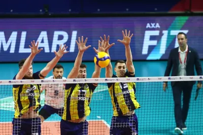 Fenerbahçe Hafta içi mesaisinde 3 puanı aldı