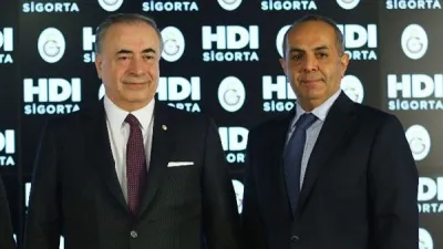 Okan Böke: Bütçe düşse de zirveye oynayacak takımlar kurduk'