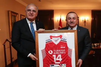 Başkan Üstündağ'dan Bakan Çavuşoğlu'na ziyaret
