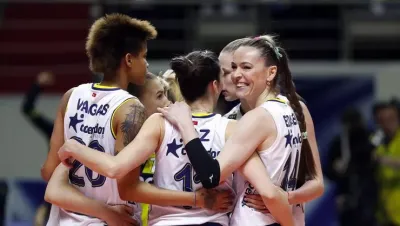 Fenerbahçe Opet, VakıfBank karşısında 1-0 öne geçti