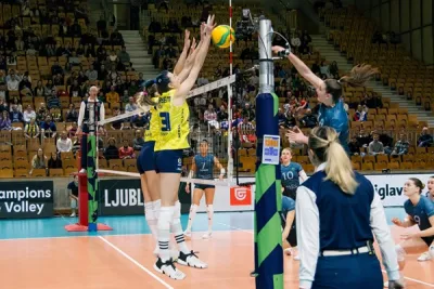 Fenerbahçe Opet lider olarak çeyrek finale çıktı