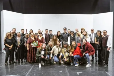 Antalyalı Voleybolcular “Memleketim” Müzikalinde