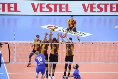 Galatasaray HDI Sigorta galibiyetle başladı