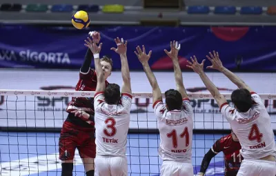 Alpaslan Endüstri Erkekler 1. Ligi’nde Yarı Final Etabı Başladı