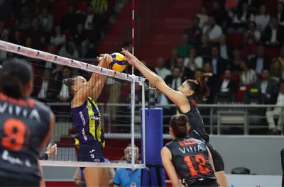 Sezonun ilk kupası Fenerbahçe Medicana'nın