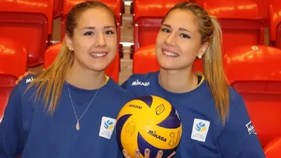 İkiz Kardeşler İçin Bir #EuroVolleyW Masalı Yaşandı