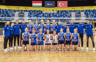 Aydın BŞ Belediyespor set vermeden Çeyrek Final'de